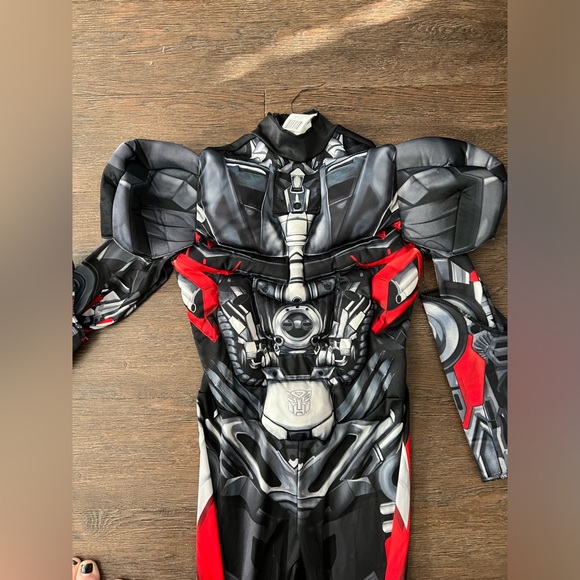 Size medium 8-10 Transformers The Last Knight autobot jumpsuit Halloween costume - Picture 6 of 11